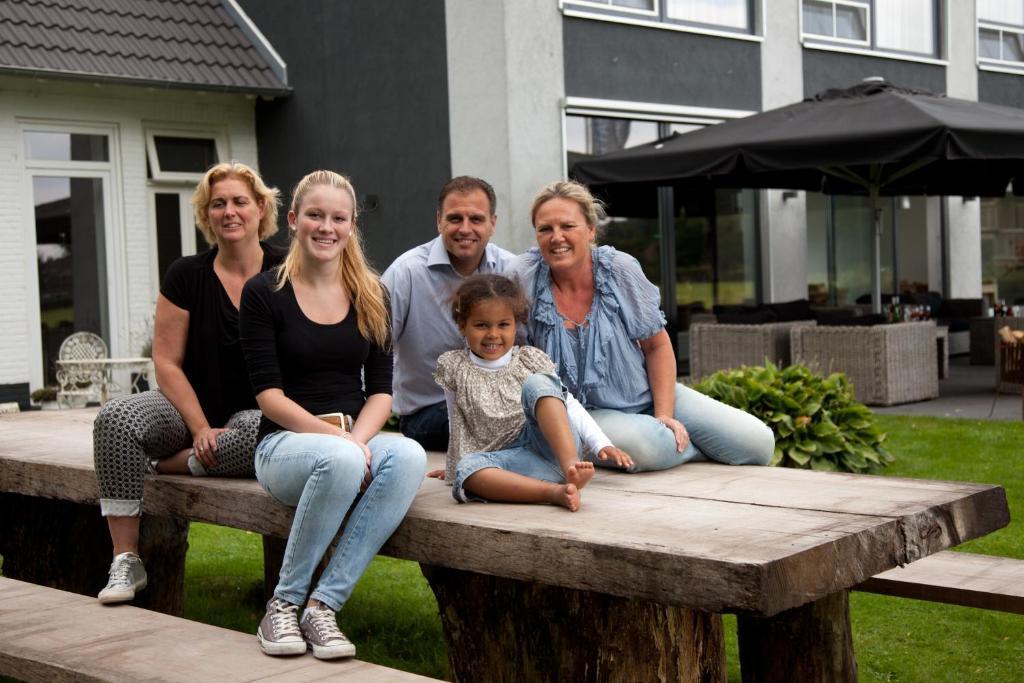 De Slaapfabriek Vakantiehuis En Trainingslocatie Teuge Exterior photo